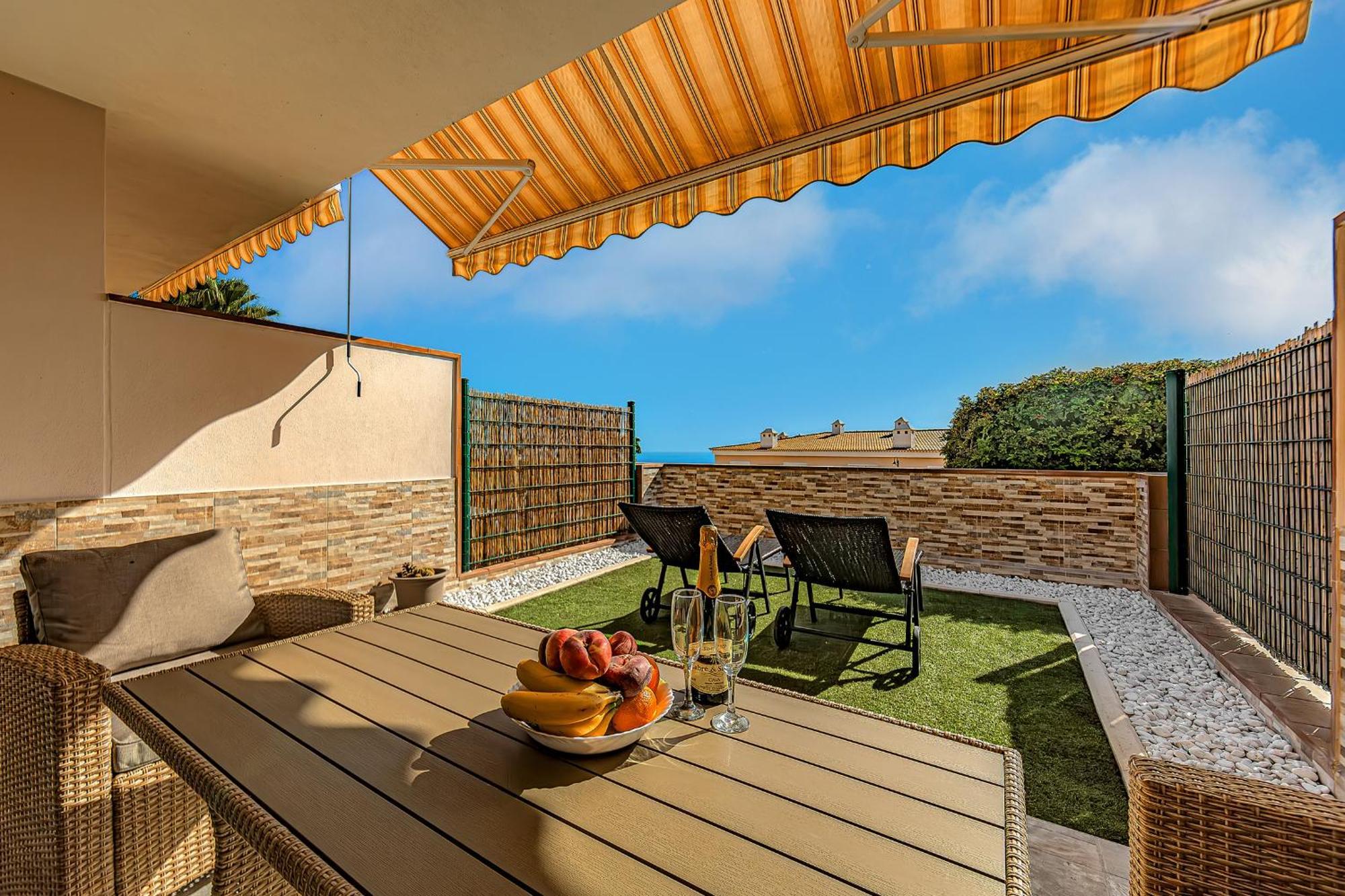 Spacious Ocean View Family Townhouse Puerto de Santiago  Eksteriør billede